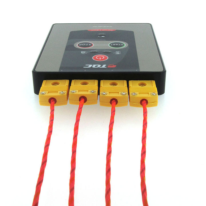 Datalogger CurveX - 3 Basic je 4kanálový přístroj